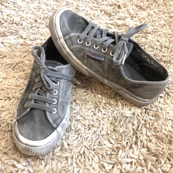 Superga size 38 (fit a 7.5) grey sneakers - Picture 5 of 5